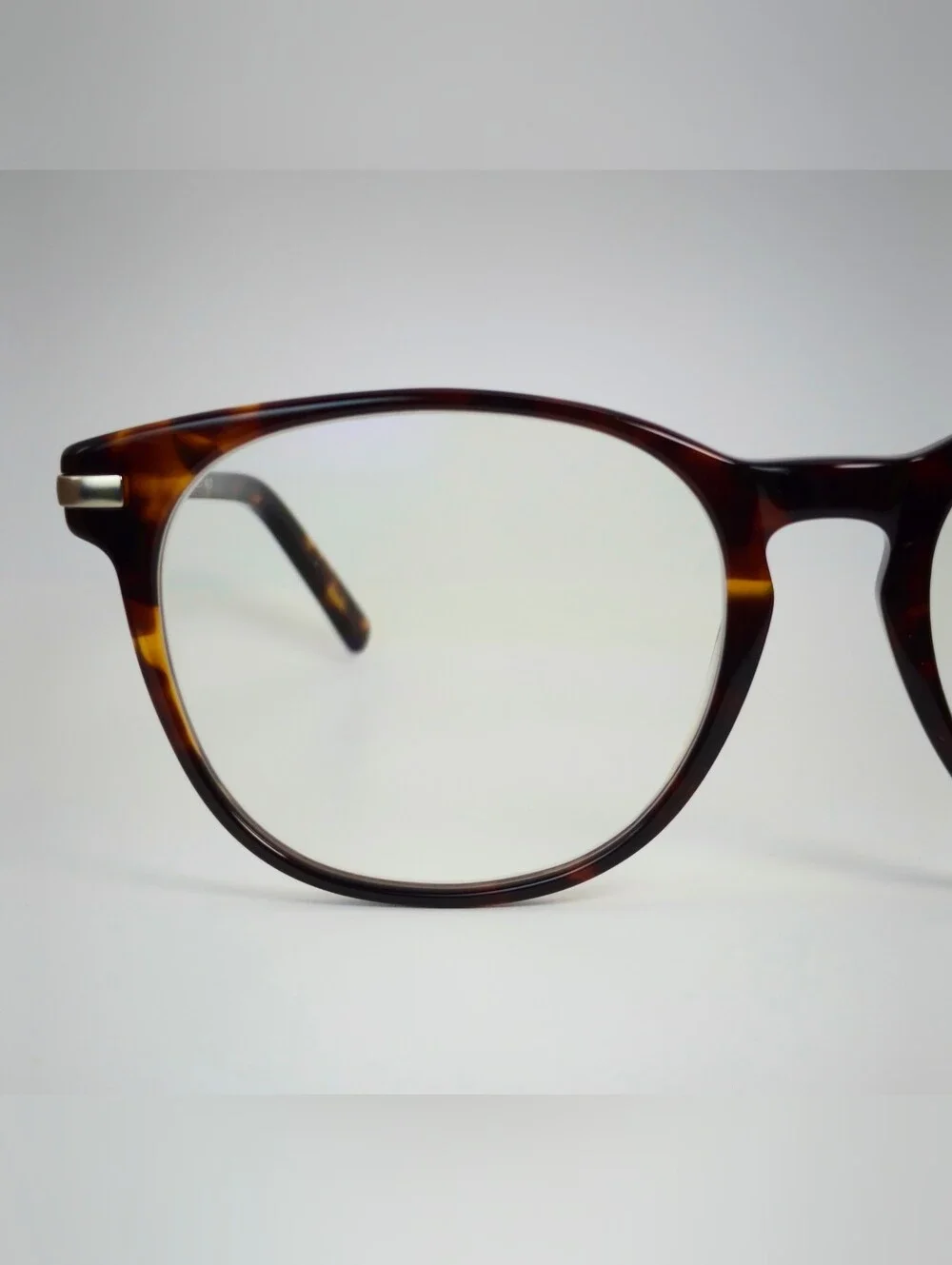 Decadence. Tortoiseshell Round Unisex Eyewear Frames - Brown